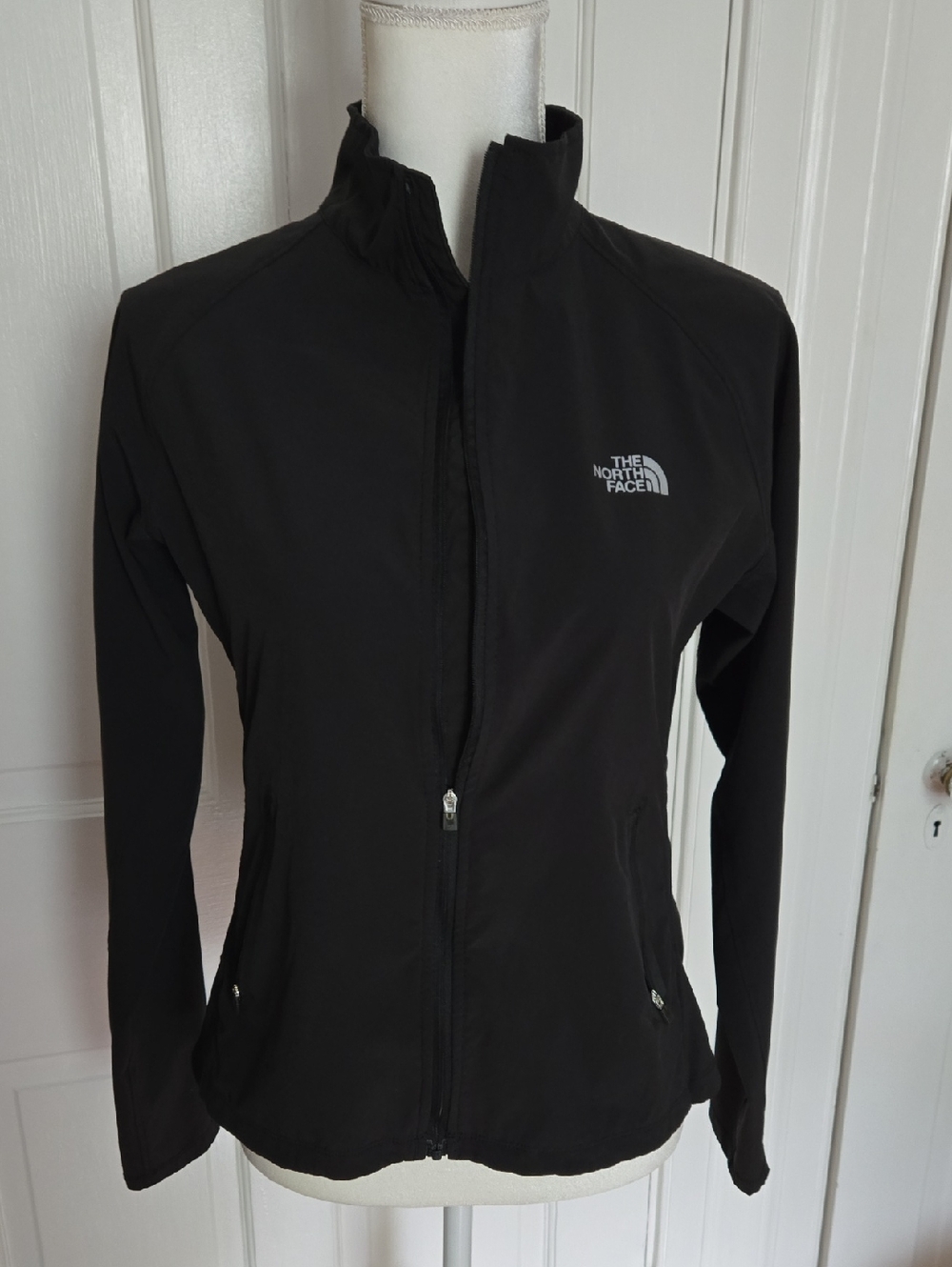 The North Face Flight Series Women's Black Softshell Jacket